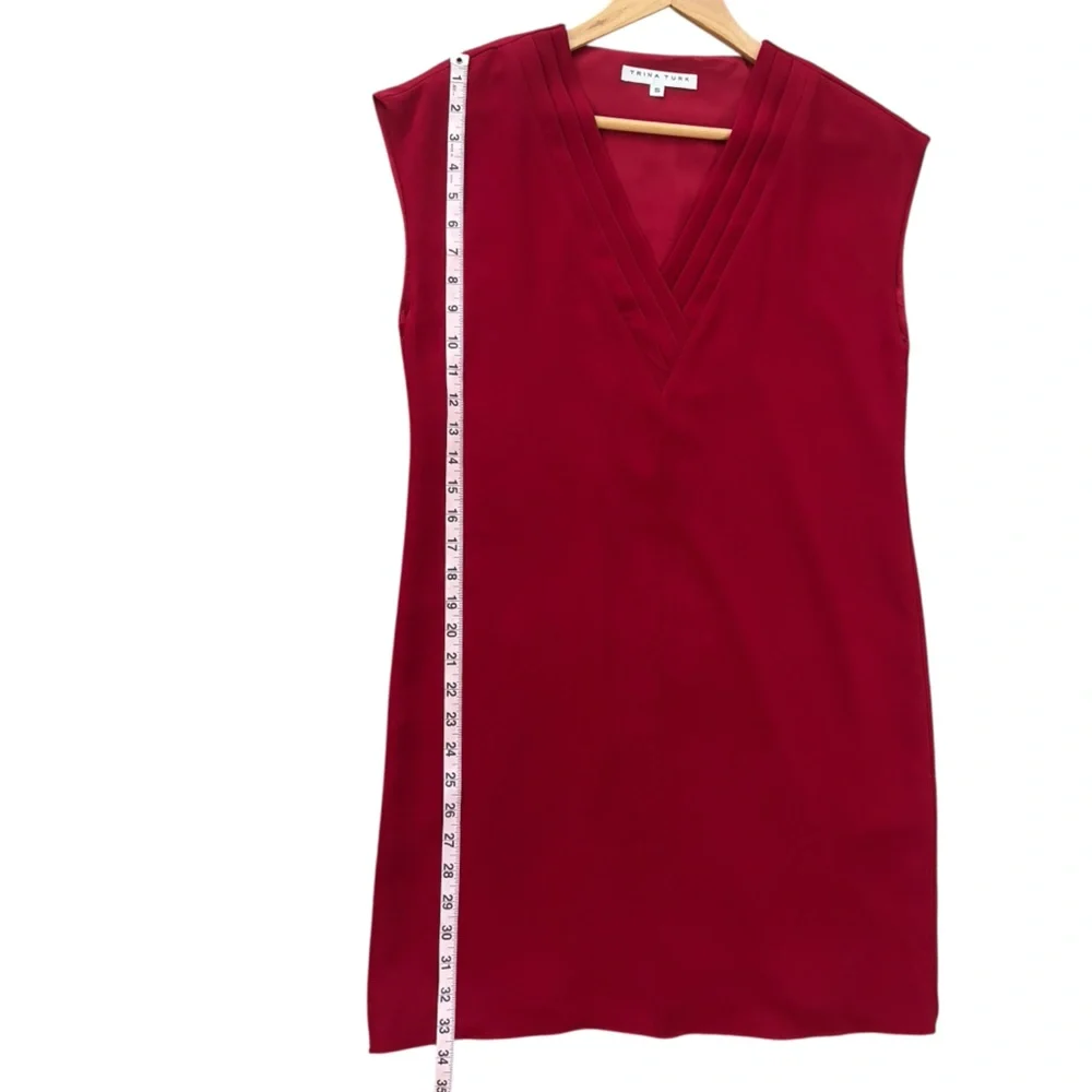 Trina Turk Zula Double Georgette Pleated V-Neck Cap Sleeve Shift Dress - Picture 14 of 14